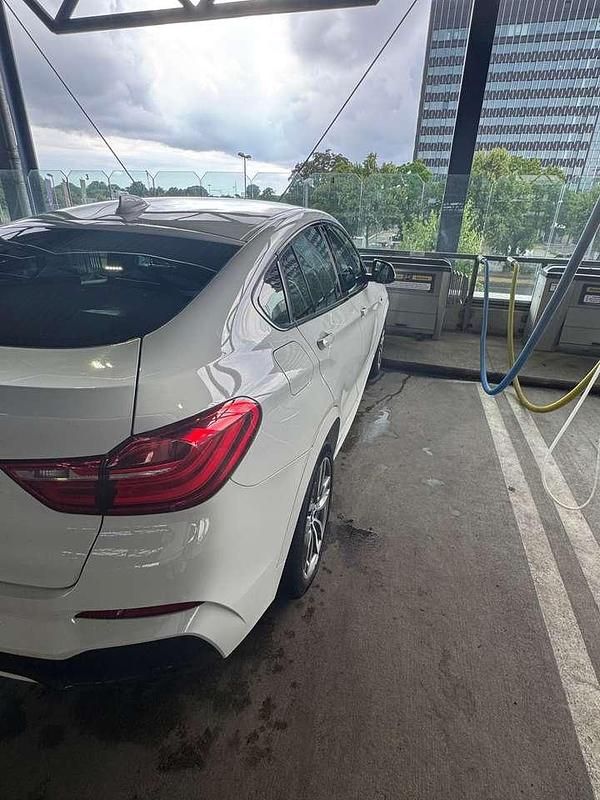 Weiß Gebraucht 2015 BMW X4 SUV | 17.000 € (Fairer Preis) - Bild 1/4