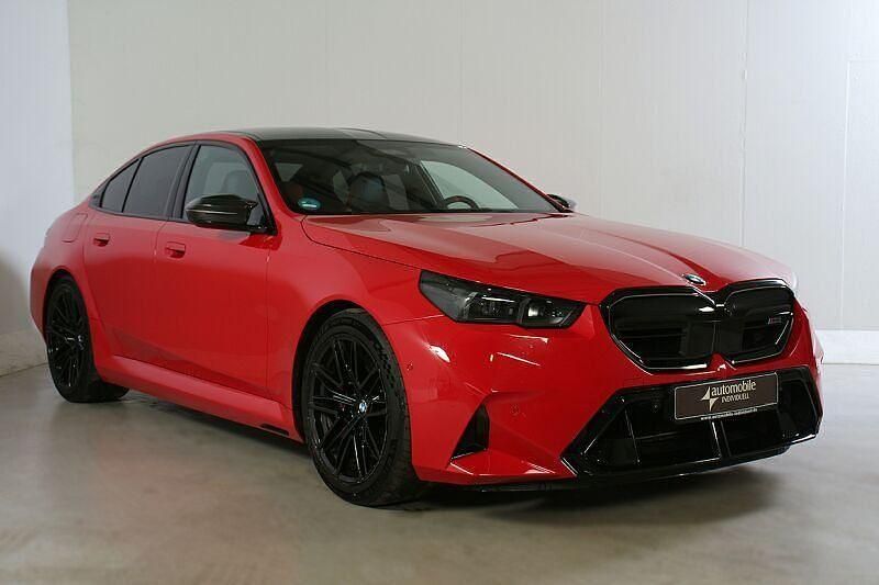 Gebraucht BMW M5 Performance 727 PS (534 kW) 2025 Rosso corsa Limousine