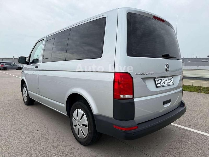 Gebraucht VW Transporter 150 PS (110 kW) 2021 Reflexsilber metallic Van