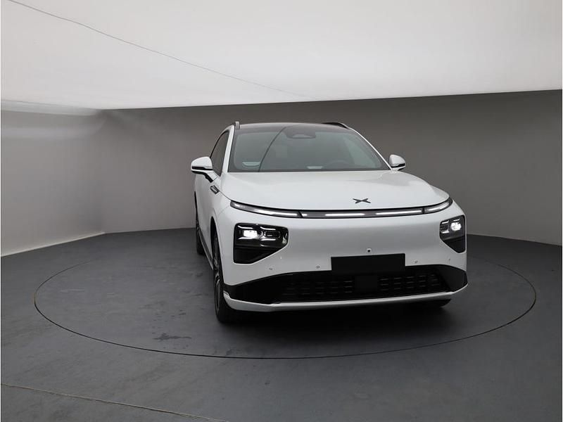 Neu XPENG G9 AWD Performance 422 kW (575 PS) 2026 Weiß SUV