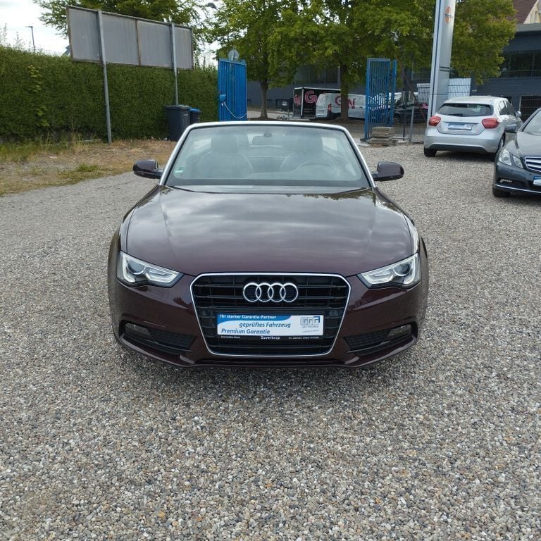 Braun Gebraucht 2013 Audi A5 Cabriolet Ambiente Cabrio | 12.669 € (Superpreis) - Bild 1/4