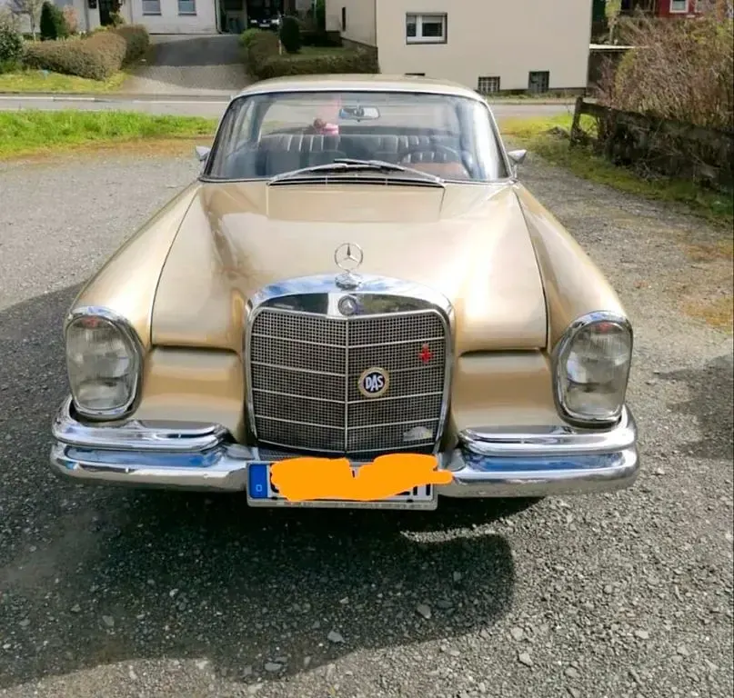 Gebraucht Mercedes 220 SE 120 PS (88 kW) 1965 Andere farben Coupé