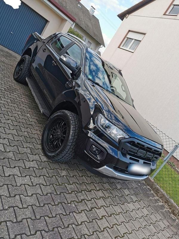 Gebraucht Ford Ranger 212 PS (155 kW) 2021 Schwarz Pickup