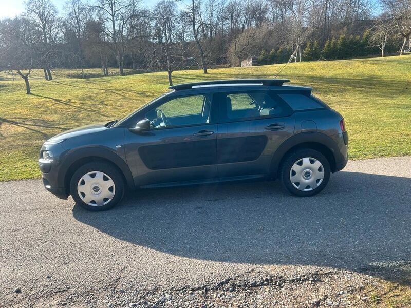 Grau Gebraucht 2016 Citroën C4 Cactus Kleinwagen | 5.292 € (Guter Preis) - Bild 1/4