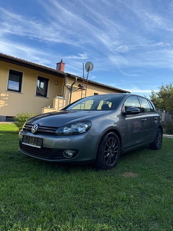 Grau Gebraucht 2009 VW Golf VI Comfortline Kombi | 1.250 € (Superpreis) - Bild 1/4
