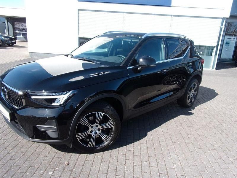 Gebraucht Volvo XC40 Plus 197 PS (144 kW) 2022 Schwarz SUV