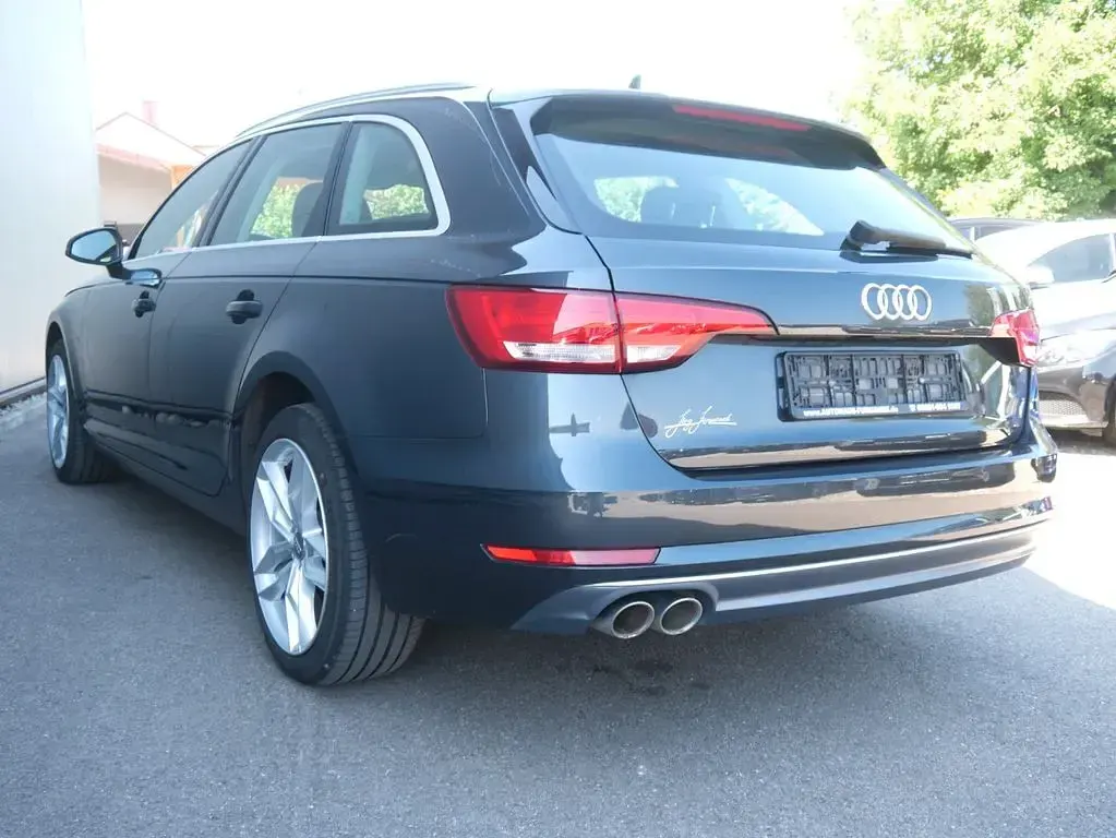 Gebraucht Audi A4 Sport 190 PS (139 kW) 2016 Grau Kombi