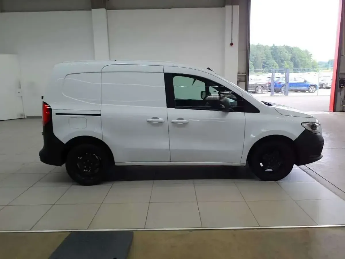 Gebraucht Mercedes Citan 110 102 PS (75 kW) 2024 Arktisweiß Van / Kleinbus
