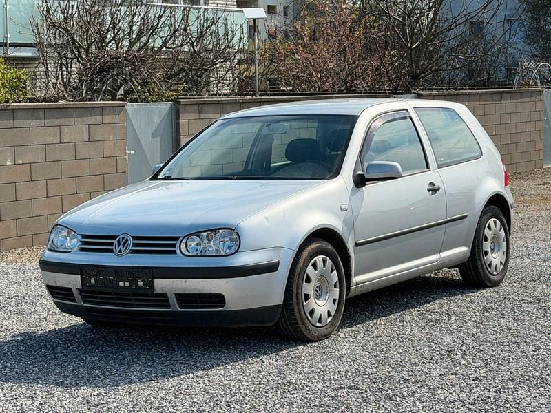 Gebraucht VW Golf IV Basis 75 PS (55 kW) 2003 Silber Kleinwagen