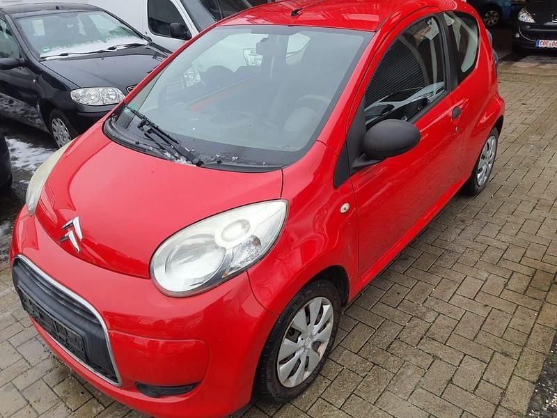 Rot Gebraucht 2009 Citroën C1 Kleinwagen | 899 € (Guter Preis) - Bild 1/4