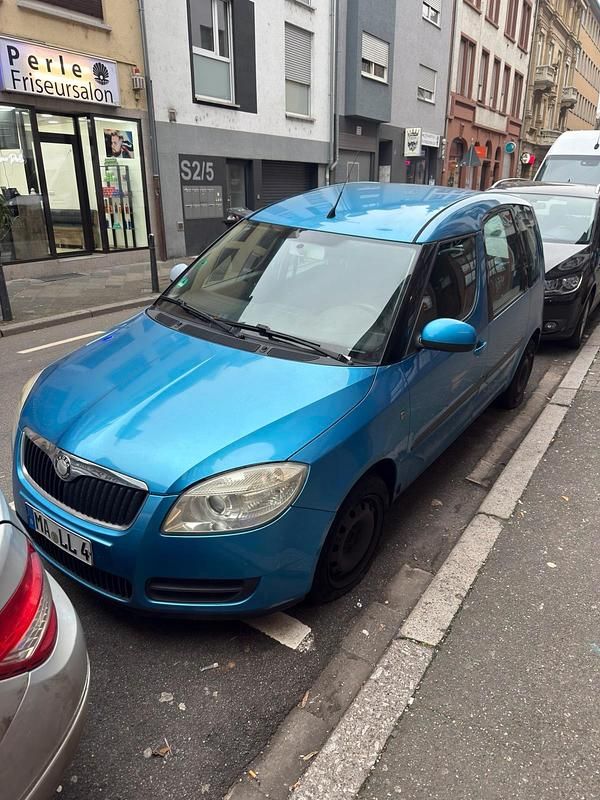 Blau Gebraucht 2008 Skoda Roomster Van / Kleinbus | 1.600 € (Fairer Preis) - Bild 1/3