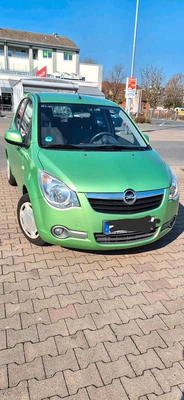 Gebraucht Opel Agila 65 PS (47 kW) 2009 Grün Kleinwagen