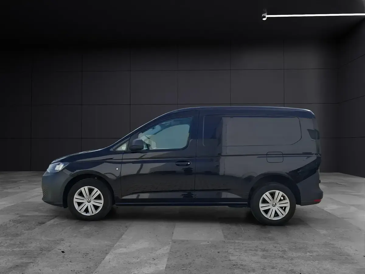 Gebraucht VW Caddy 114 PS (83 kW) 2023 Deep black perleffekt Van / Kleinbus