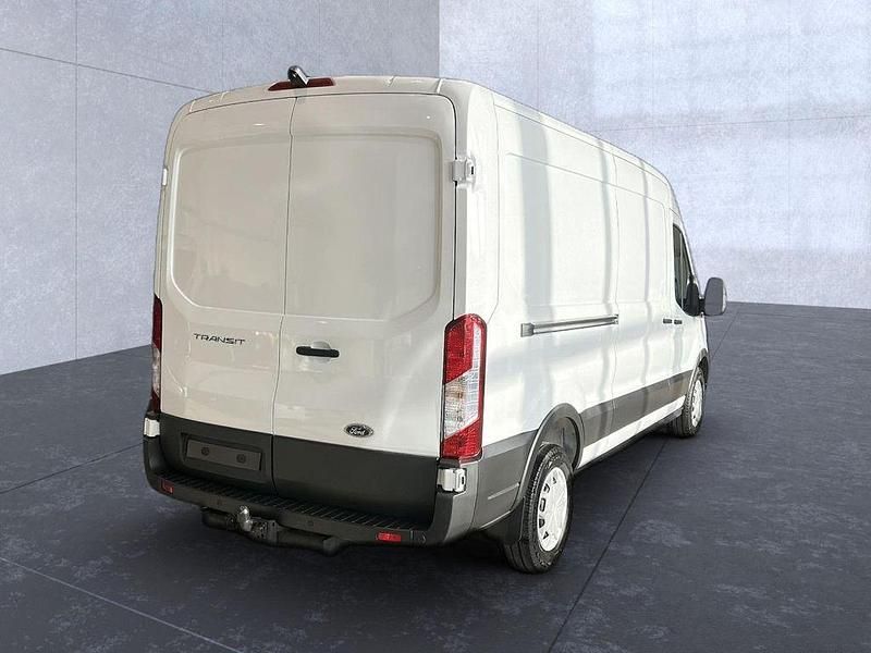 Gebraucht Ford Transit Trend 131 PS (96 kW) 2023 Frostweiß Limousine