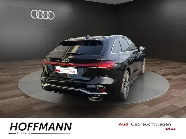 Gebraucht Audi A5 S-Line 204 PS (150 kW) 2025 Schwarz Kombi
