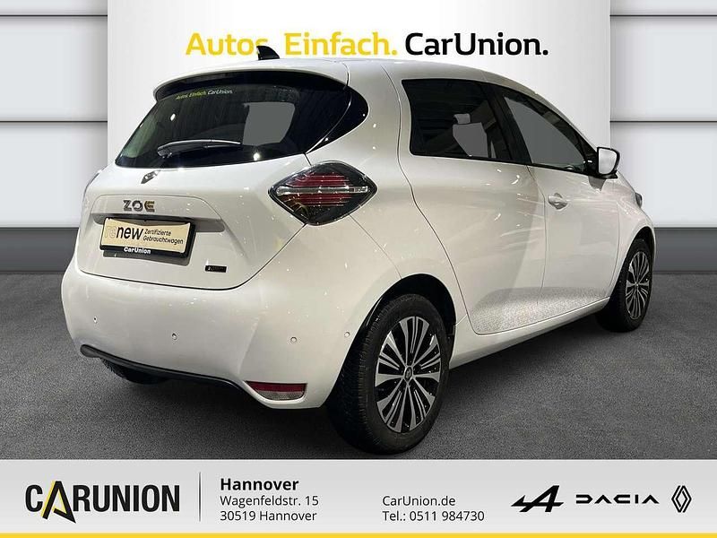 Gebraucht Renault Zoe 50 kW (69 PS) 2022 Arktisweiß Kleinwagen