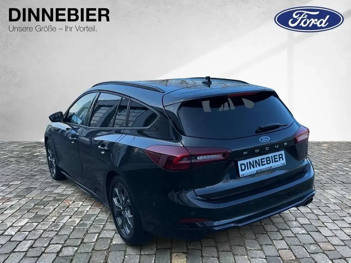 Gebraucht Ford Focus ST-Line X 155 PS (114 kW) 2024 Schwarz (metallic) Kombi