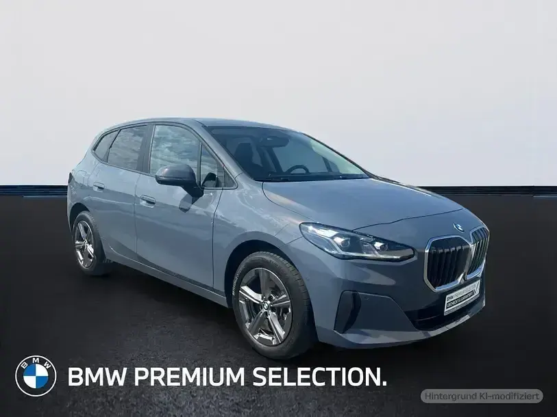 Gebraucht BMW 223 Active Tourer Sport Line 218 PS (160 kW) 2023 Sparkling kupfergrau Van / Kleinbus