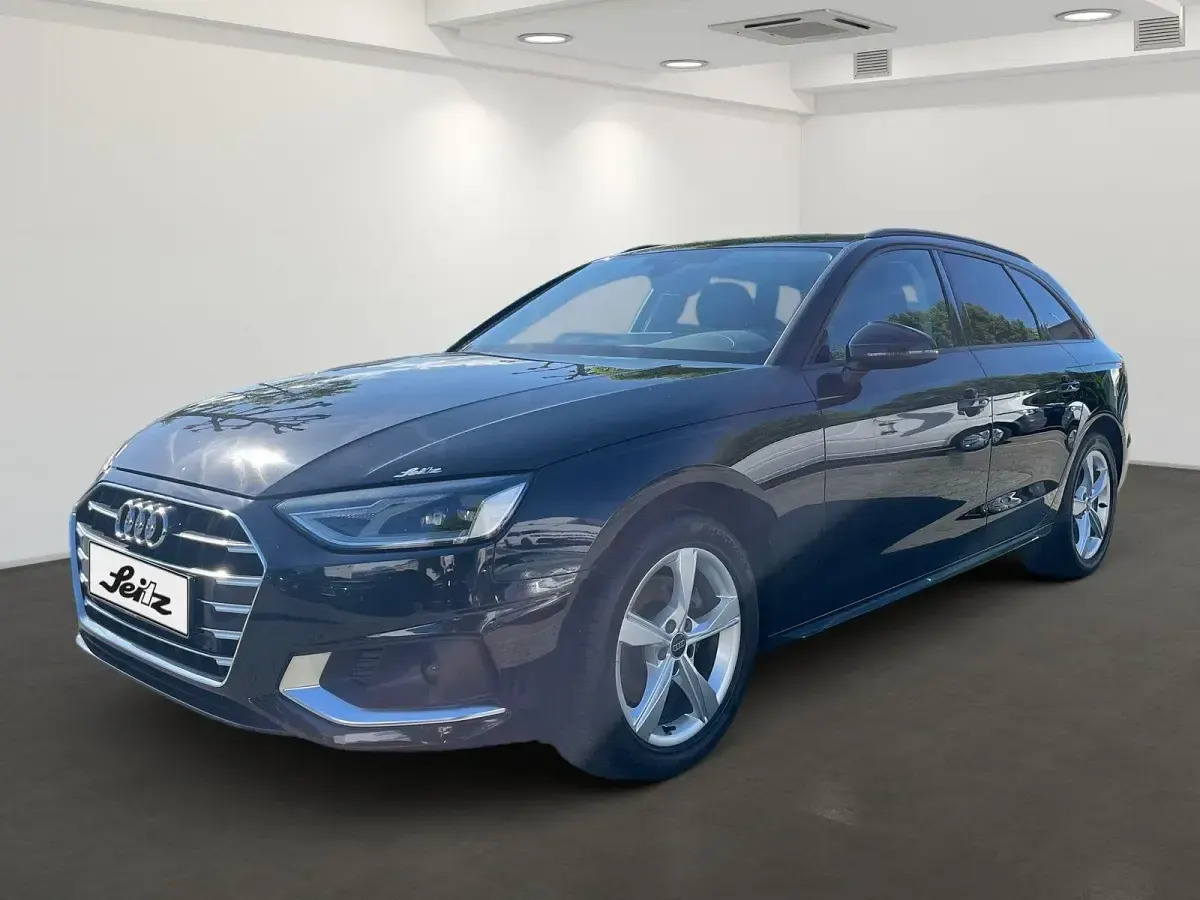 Gebraucht Audi A4 Advanced Plus 136 PS (100 kW) 2023 Schwarz Kombi