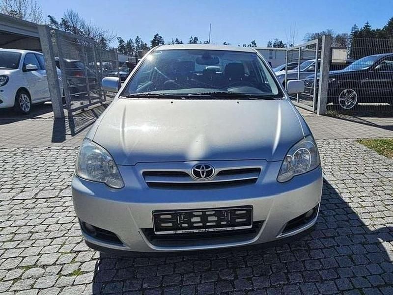 Używany Toyota Corolla Sol 110 KM (80 kW) 2006 Srebrny Hatchback