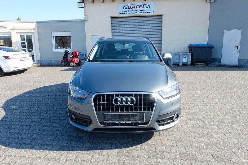 Gebraucht Audi Q3 Sport 170 PS (125 kW) 2013 Grau SUV