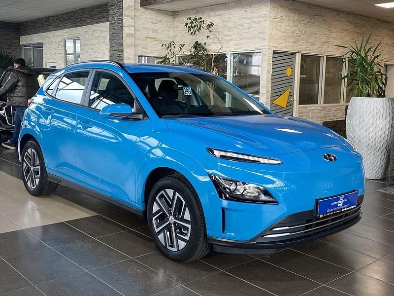 Blau Gebraucht 2022 Hyundai Kona SUV | 15.000 € (Superpreis) - Bild 1/4