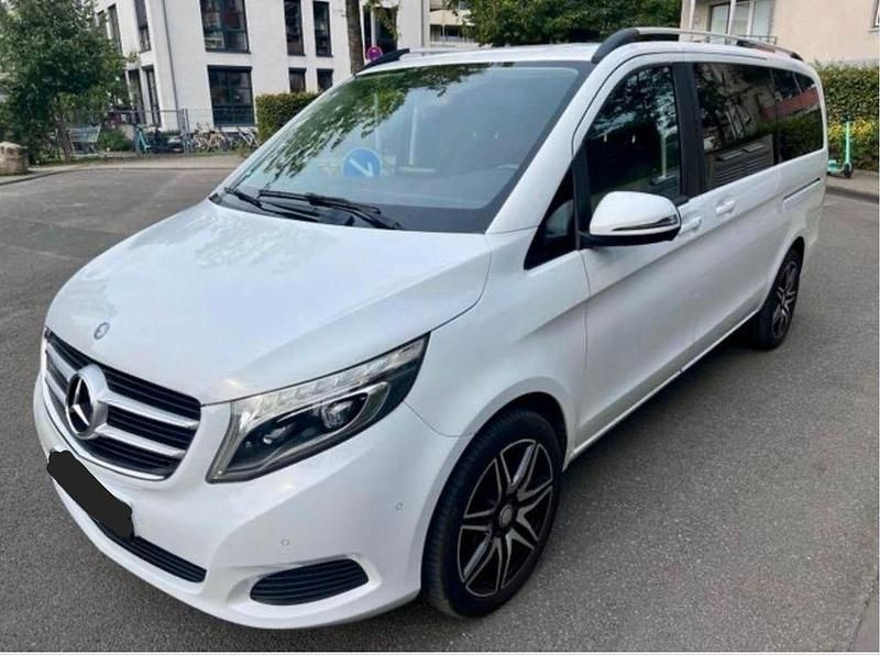 Weiß Gebraucht 2016 Mercedes V250 AMG Van / Kleinbus | 31.990 € (Superpreis) - Bild 1/4