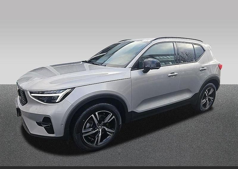 Gebraucht Volvo XC40 Plus 163 PS (119 kW) 2025 Silber SUV
