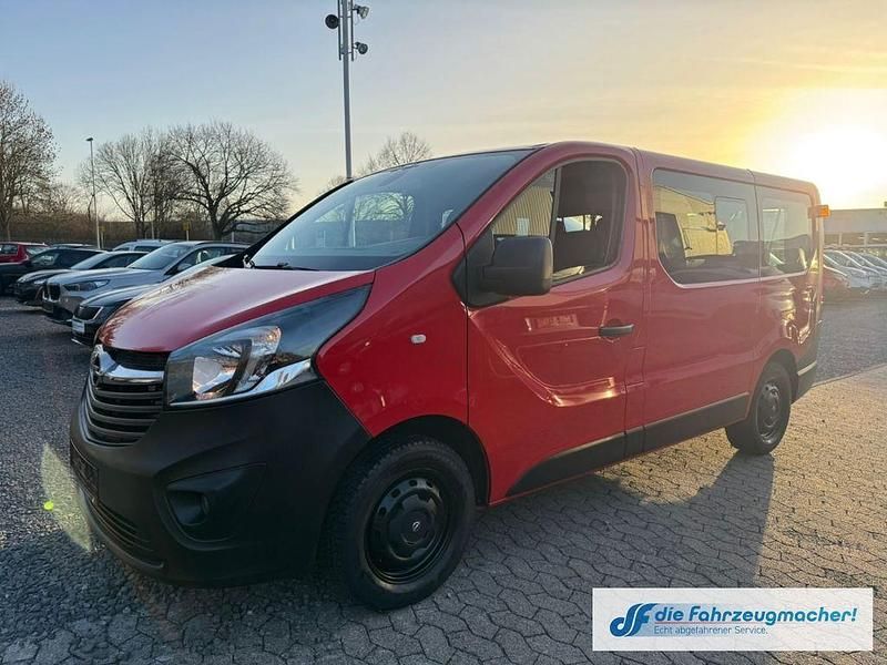 Gebraucht Opel Vivaro 90 PS (66 kW) 2015 Rot Van / Kleinbus