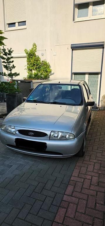 Silber Gebraucht 1998 Ford Fiesta Style Kleinwagen | 850 € (Guter Preis) - Bild 1/4