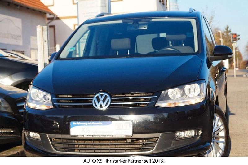 Schwarz Gebraucht 2014 VW Sharan Cup Van / Kleinbus | 14.990 € (Fairer Preis) - Bild 1/4