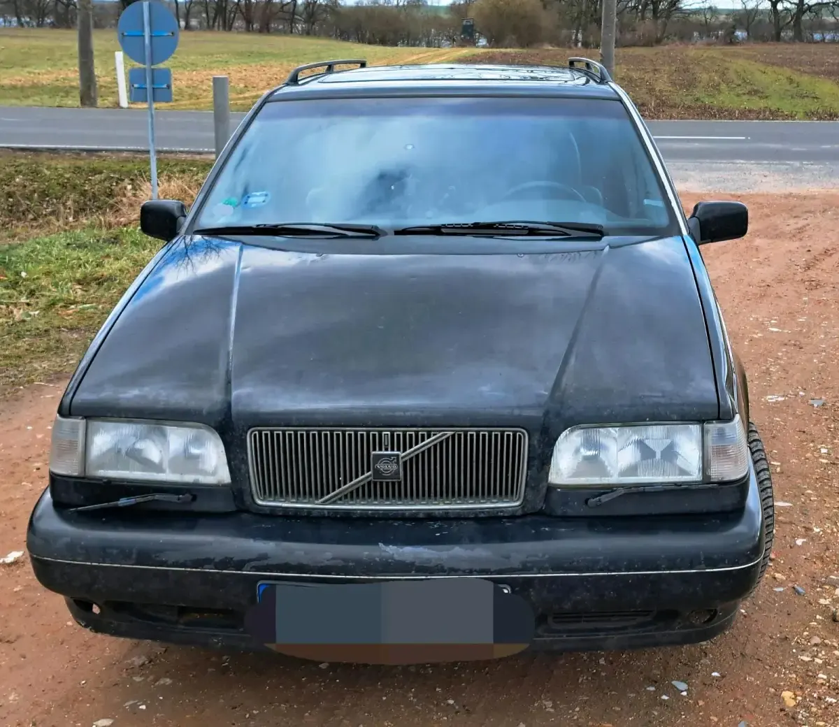 Second-hand Volvo 850 144 CP (105 kW) 1995 Negru Break