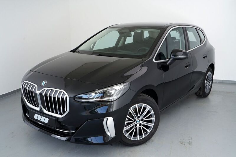 Gebraucht BMW 218 136 PS (100 kW) 2023 Schwarz Limousine