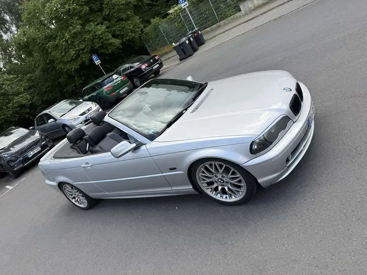 Gebraucht BMW 323 Cabriolet 170 PS (125 kW) 2000 Silber Cabrio