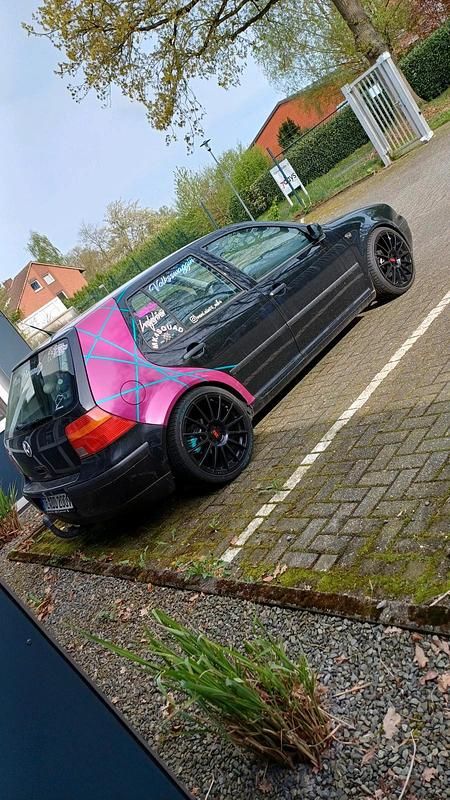 Gebraucht VW Golf IV 75 PS (55 kW) 1999 Schwarz Kleinwagen