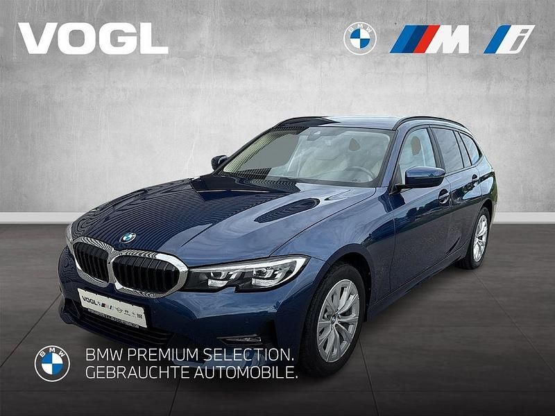 Blau Gebraucht 2022 BMW 320 Sport Line Kombi | 28.990 € (Guter Preis) - Bild 1/4