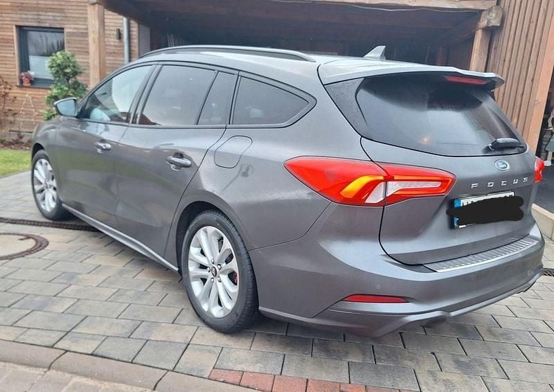 Gebraucht Ford Focus ST-Line 150 PS (110 kW) 2019 Grau Kombi