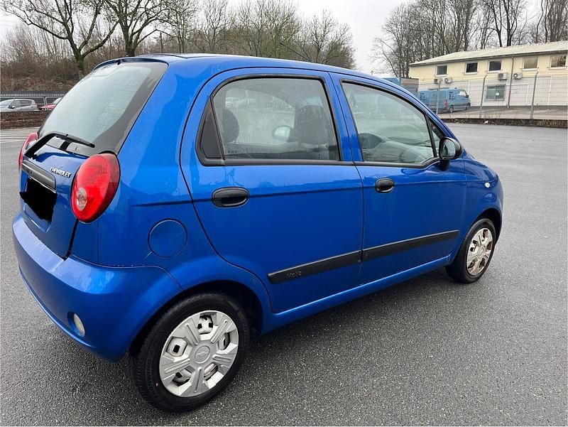 Gebraucht Chevrolet Matiz 52 PS (38 kW) 2009 Blau Kleinwagen