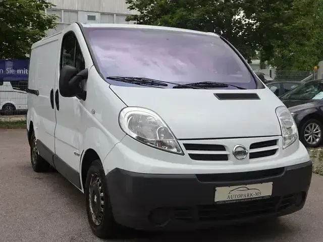 Gebraucht Nissan Primastar 114 PS (83 kW) 2012 Weiß Van / Kleinbus