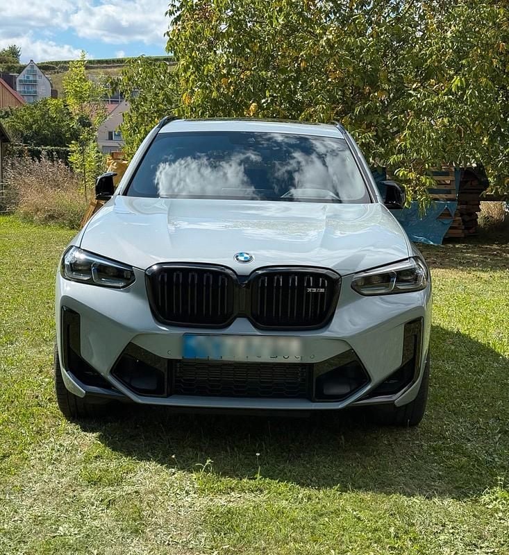 Grau Gebraucht 2024 BMW X3 Competition Edition SUV | 72.999 € (Guter Preis) - Bild 1/4