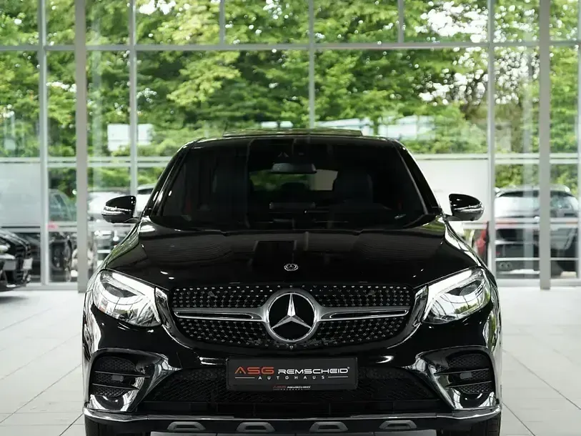 Gebraucht Mercedes GLC250 AMG line 211 PS (155 kW) 2018 Schwarz SUV