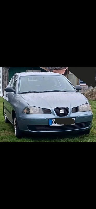 Blau Gebraucht 2005 Seat Ibiza Kleinwagen | 900 € (Guter Preis) - Bild 1/4