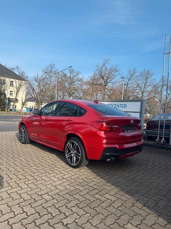 Gebraucht BMW X4 M Sport 258 PS (189 kW) 2016 Rot SUV