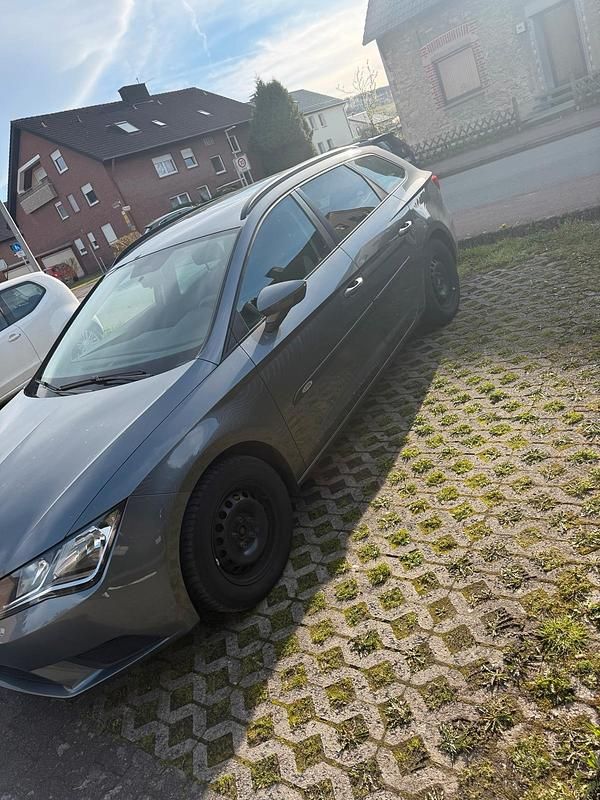 Gebraucht Seat Leon 110 PS (80 kW) 2016 Grau Kombi
