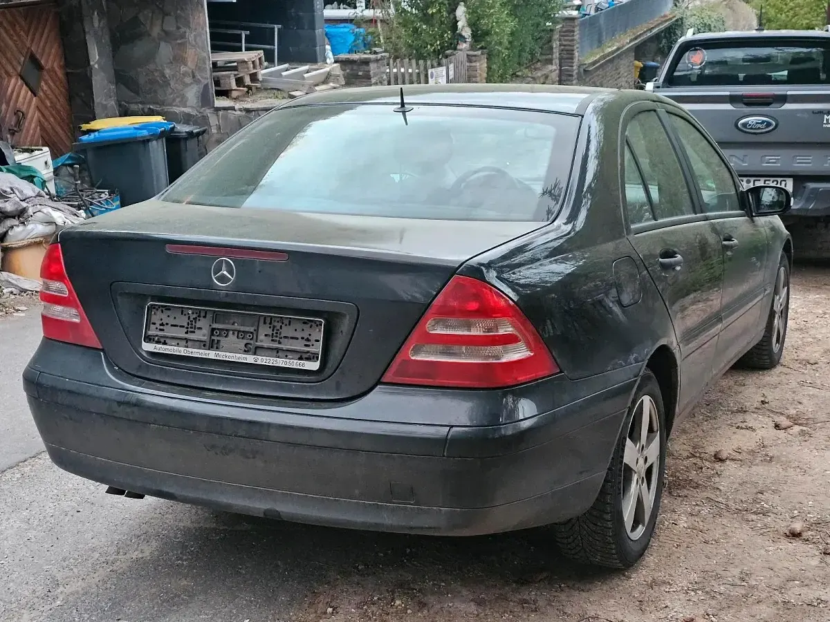 Gebraucht Mercedes C200 163 PS (119 kW) 2003 Kombi