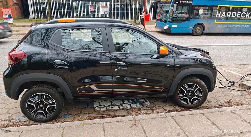 Gebraucht Dacia Spring 33 kW (45 PS) 2022 Schwarz Kleinwagen
