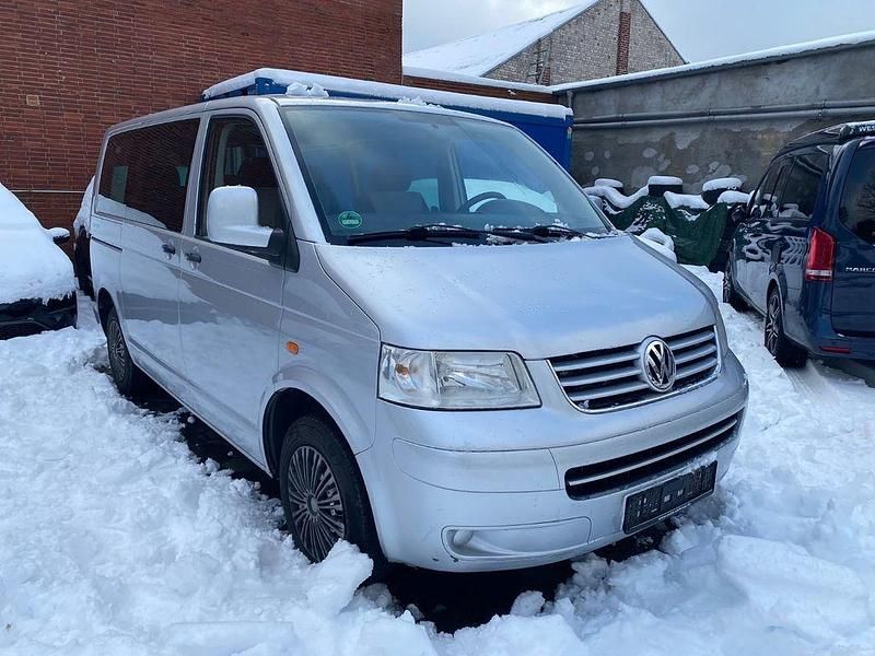 Silber Gebraucht 2007 VW Multivan Startline Van | 9.900 € (Superpreis) - Bild 1/4