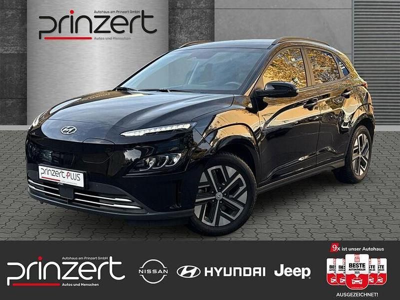 Phantom black / mic Gebraucht 2023 Hyundai Kona Trend SUV | 22.470 € (Etwas zu teuer) - Bild 1/3