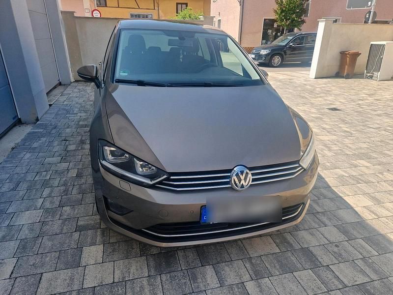 Gelb Gebraucht 2015 VW Golf VII Kombi | 10.100 € (Fairer Preis) - Bild 1/4