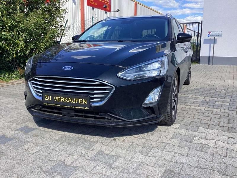 Gebraucht Ford Focus 120 PS (88 kW) 2019 Schwarz Kombi